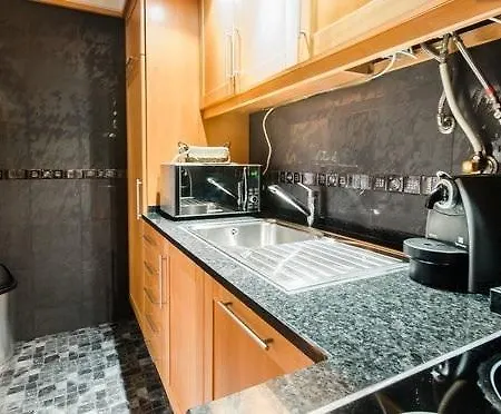 Aquarium House * 塞辛布拉